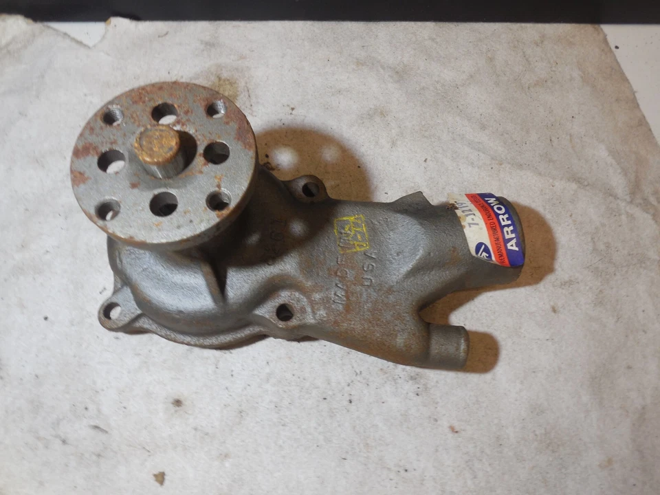Bomba de agua motor Airtex AW845 7-1219 para Chevrolet Camaro 1962-1968 Foto 4 de 4