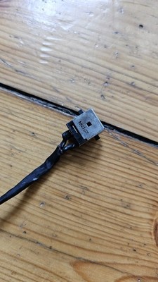 Asus F751M Ladebuchse DC Power Jack mit Kabel   Original Ersatzteil