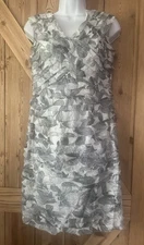LONDON TIMES Charcoal Gray White Floral Flower Ruffle Dress Size 8P Sleeveless