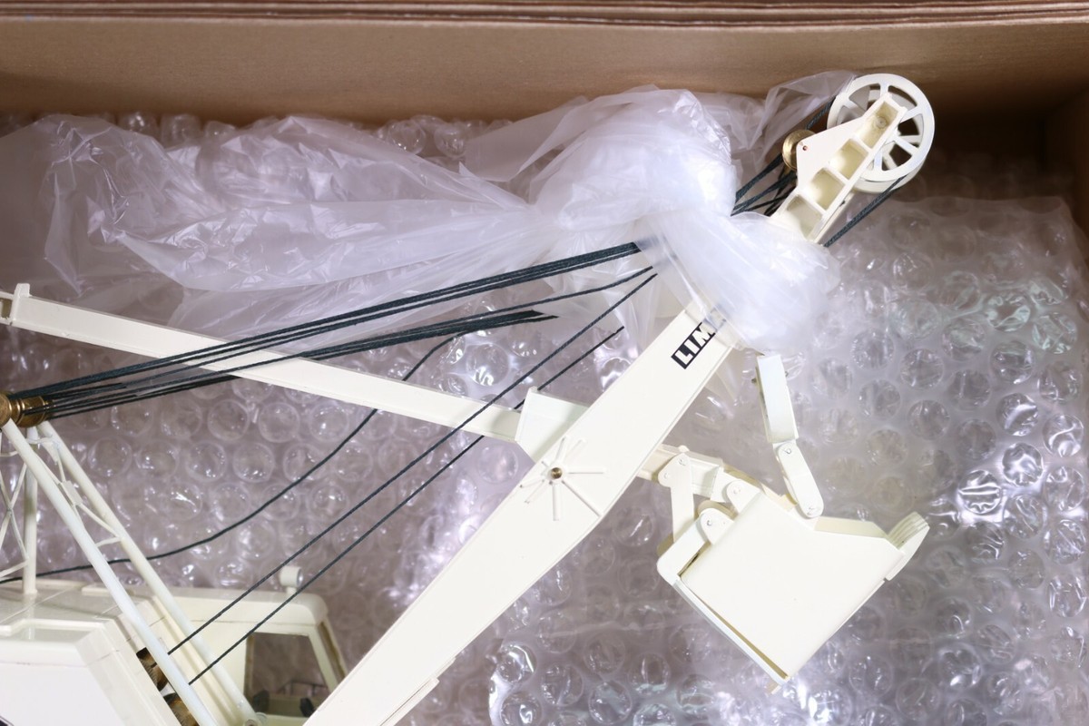 Pelle à Câble Miniature ATM 1/50 – Engin TP Lima 1850, Blanche, Fabrication Française