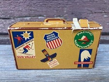 VTG UNION PACIFIC RR SUITCASE CARDBOARD BOX w/ MATCHES FULL