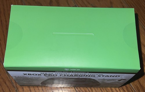 Sea of Thieves Pro Charging Controller & Stand Limited Edition for Xbox - Picture 8 of 9