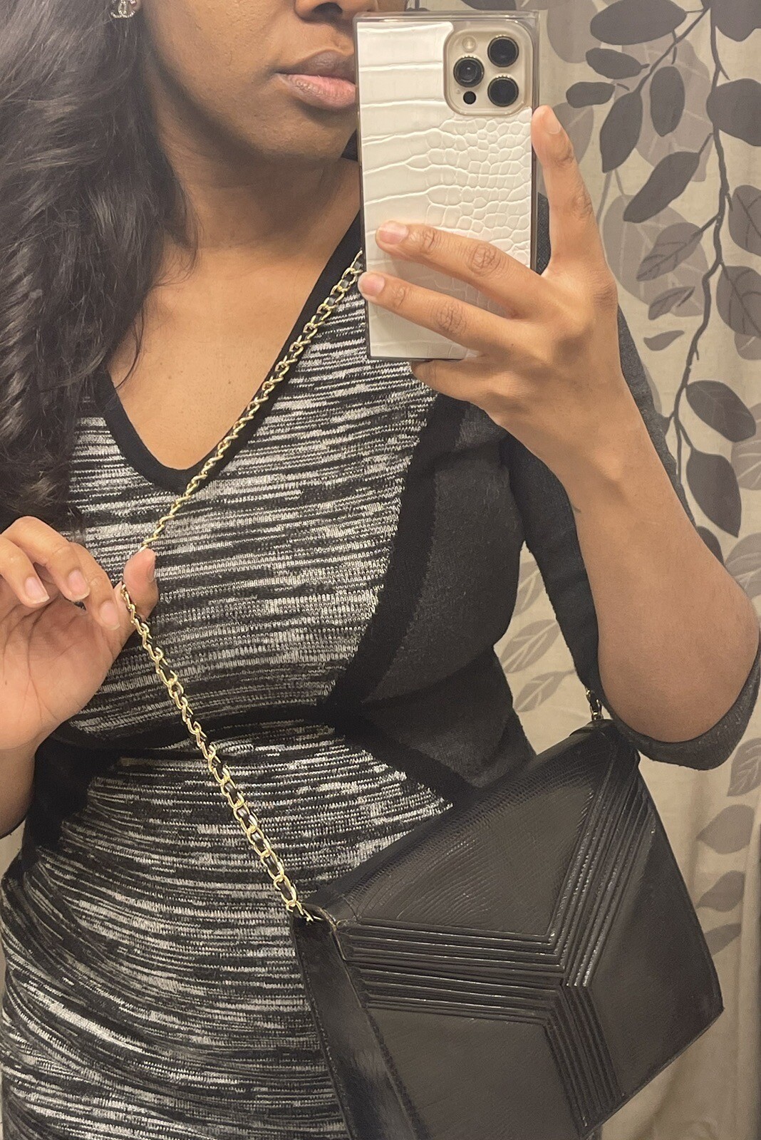 YSL Yves Saint Laurent Tracolla a tracolla in pelle lucertola nera [Vintage]