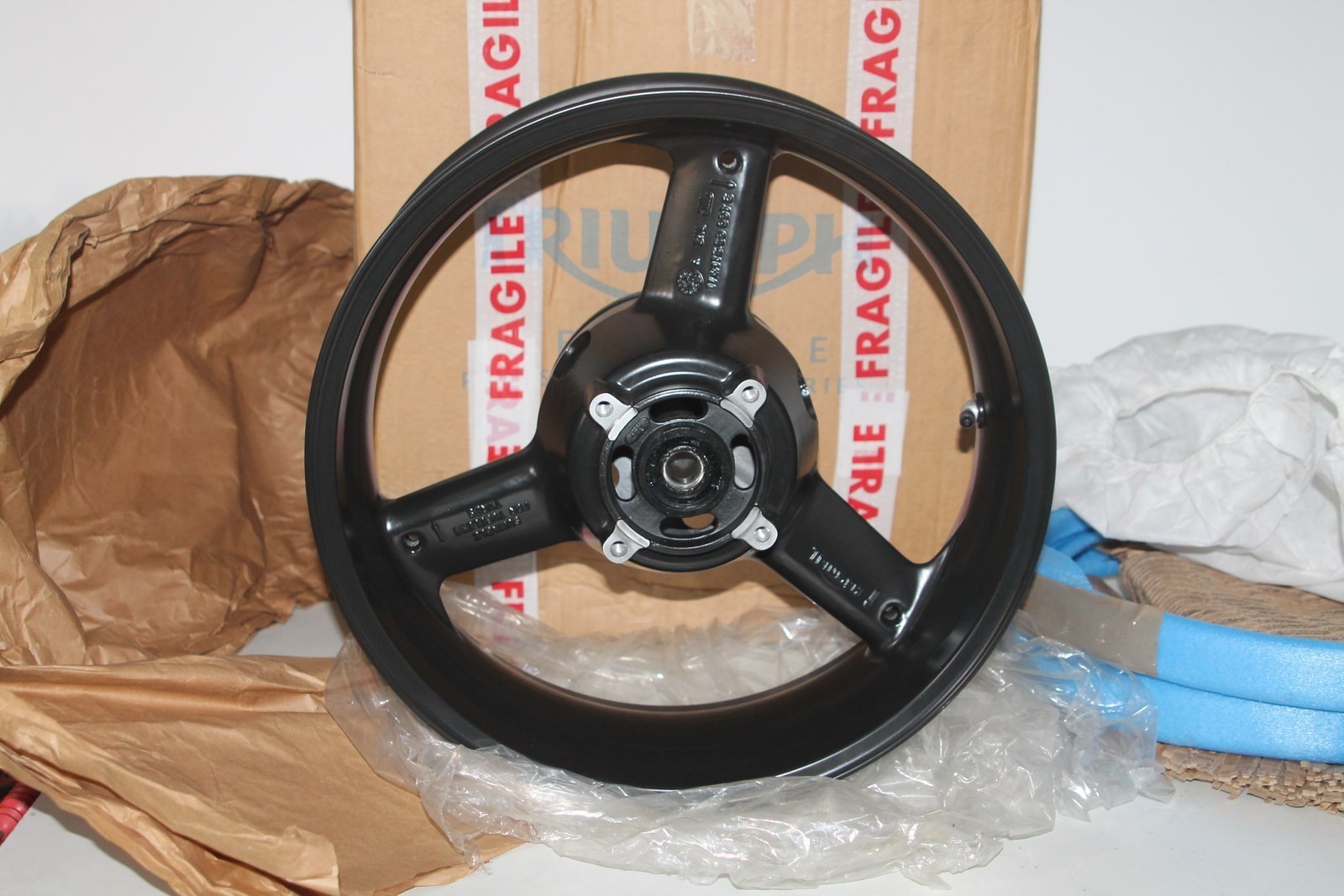 Jante arriere Triumph Daytona t2010344 roue de rechange moto de route