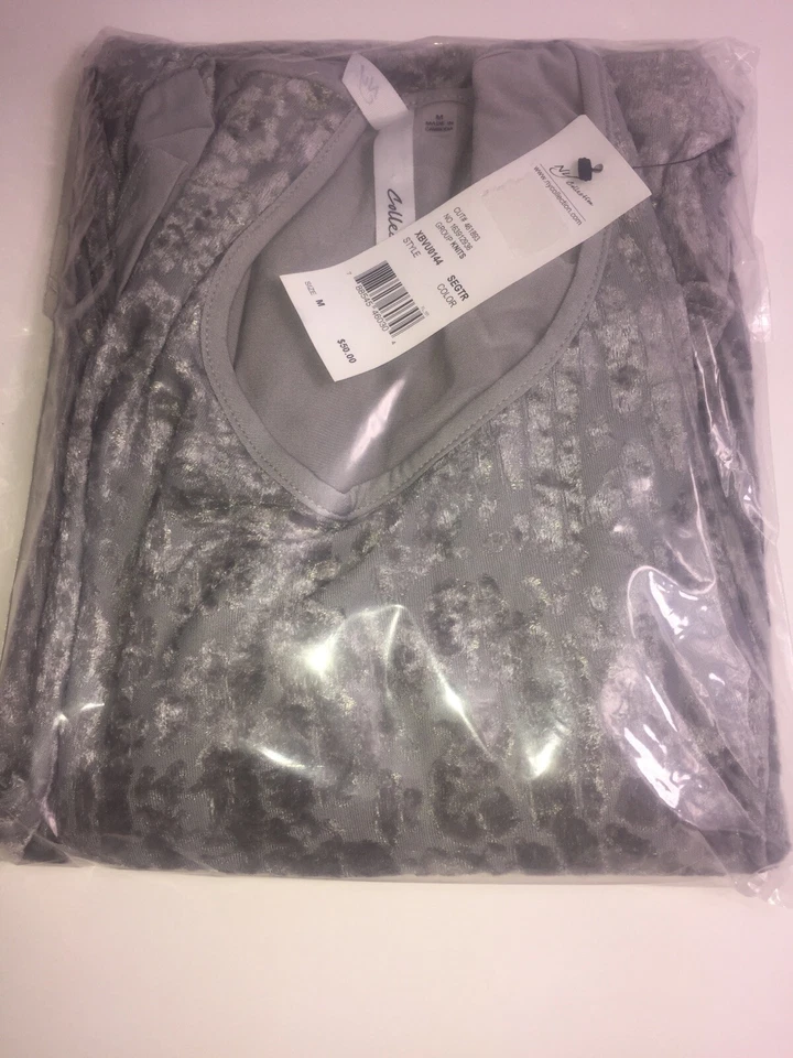 Top para mujer Ny Collection mediano hombro frío terciopelo agotado venta al por menor $50.00 Foto 3 de 4