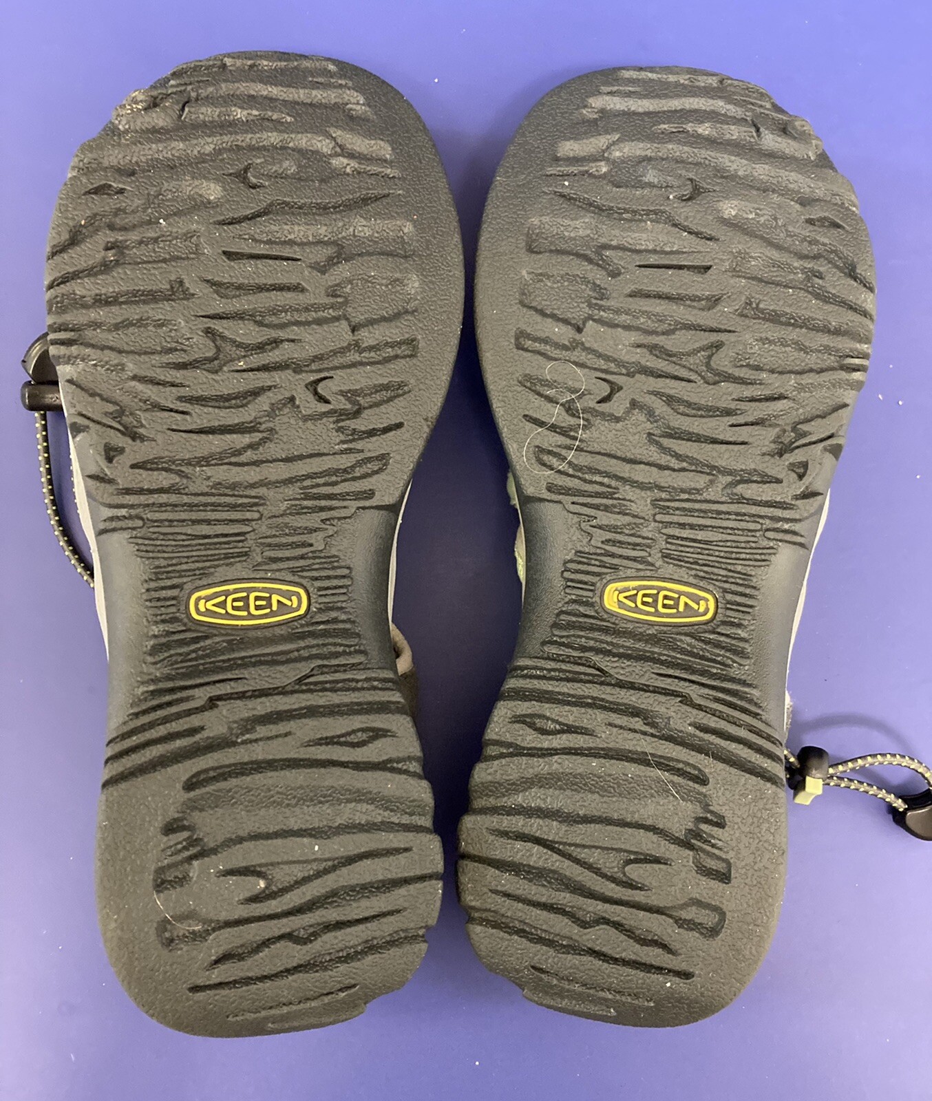 KEEN Whisper 5124 NENG Sport Sandal Closed Toe Fisherman Green Womens Size 9.5