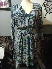 Guess Los Angeles dress size 4 long sleeve multicolor