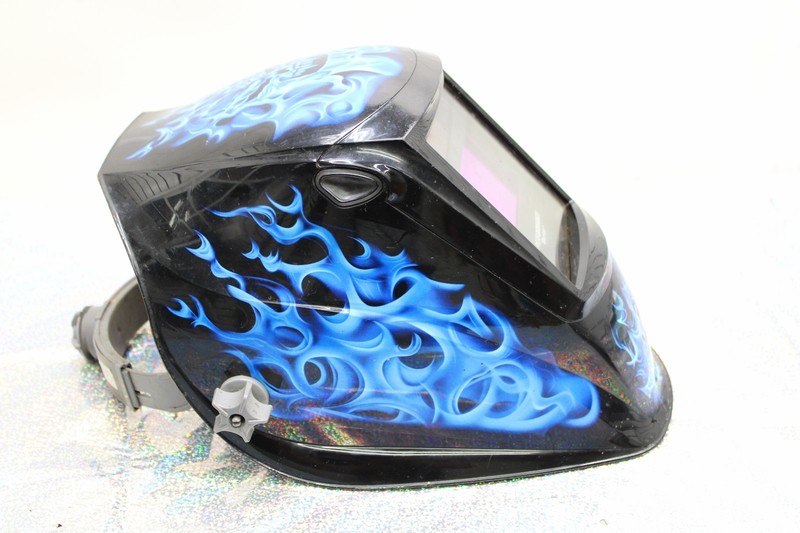 Miller Performance Series Black Auto-Darkening Welding Helmet 2 Sensors Battery