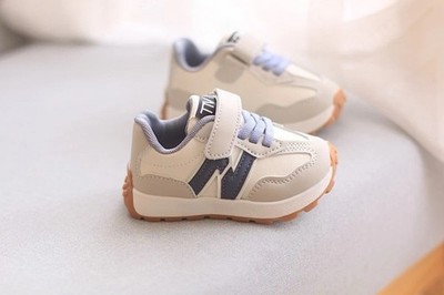 Kinder Turnschuhe Jungen Mädchen Laufen Kinder Sportschuhe Gym Schule Turnschuhe Gr.