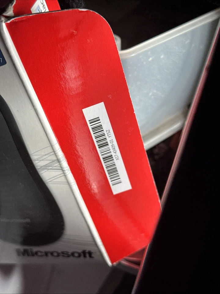 Microsoft Wireless 800 Desktop Keyboard & Mouse Bundle (USB Dongle) 2LF-00001 - Image 4 of 4