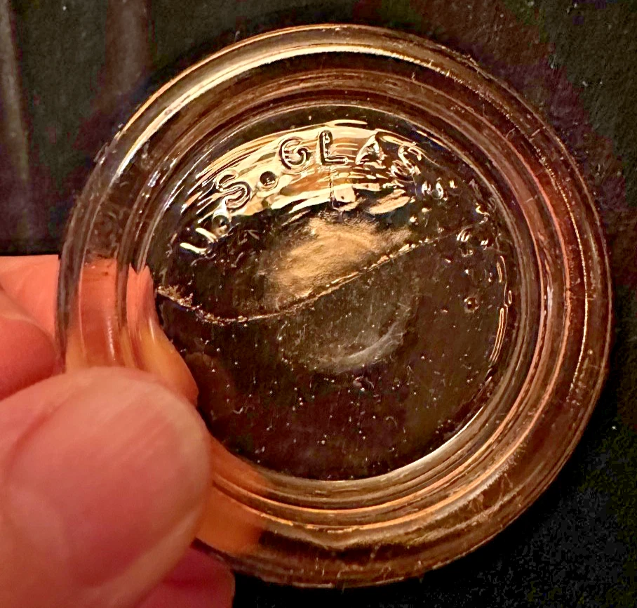 Posavasos para muebles vintage de vidrio de la depresión rosa de 2" x 4 PROTECTOR DE PISO de EE. UU. Foto 3 de 4