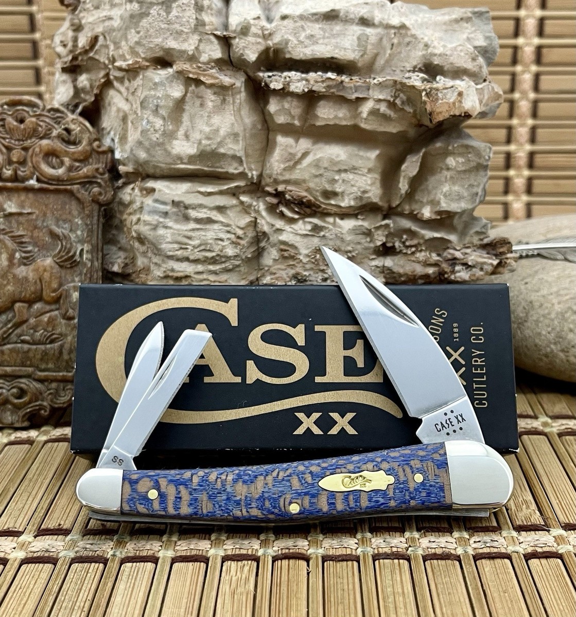 Case XX USA 2025 Smooth Blue Sycamore Wood 63735 Seahorse Whittler