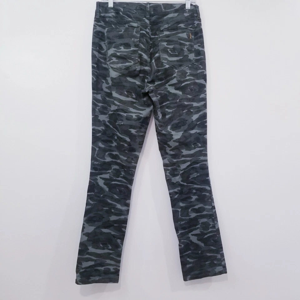Vintage America Women size 8/29 Camo Vintage Skinny Pants Green Mid Rise - Image 3 of 4
