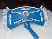 14" Deluxe Weighted Pool Vacuum Head With Side Brushes