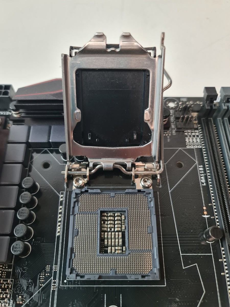 ASUS Z170 PRO GAMING Socket LGA 1151 ATX Carte Mère 90MB0MD0