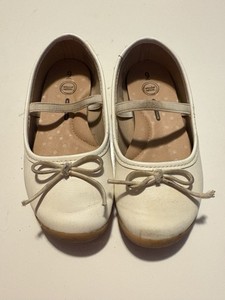 Wonder Nation Girls White Ballet Flats Size 9 Memory Foam Dress Shoes
