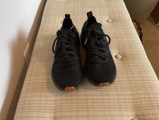 Size 8.5 Under Armour HOVR Phantom 2 DVNLLN black and orange