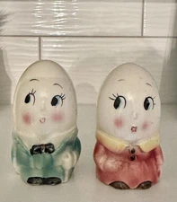  EGGHEADS SALT & PEPPER SHAKERS by EBRINK, Vintage Anthromorpic Style