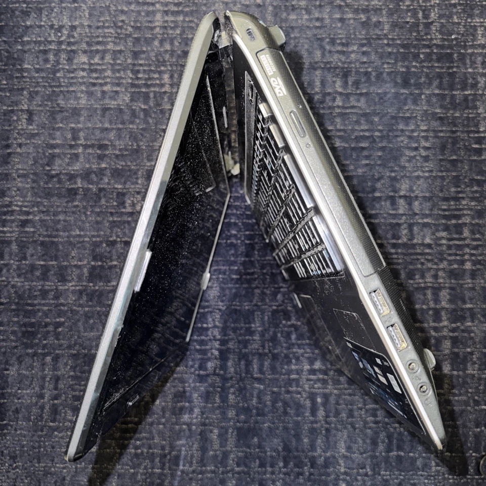 ORDENADOR PORTÁTIL ASUS A53E 15.6" INTEL i7-2670qm 2GB Sin HD/Batería/Cargador Foto 4 de 4