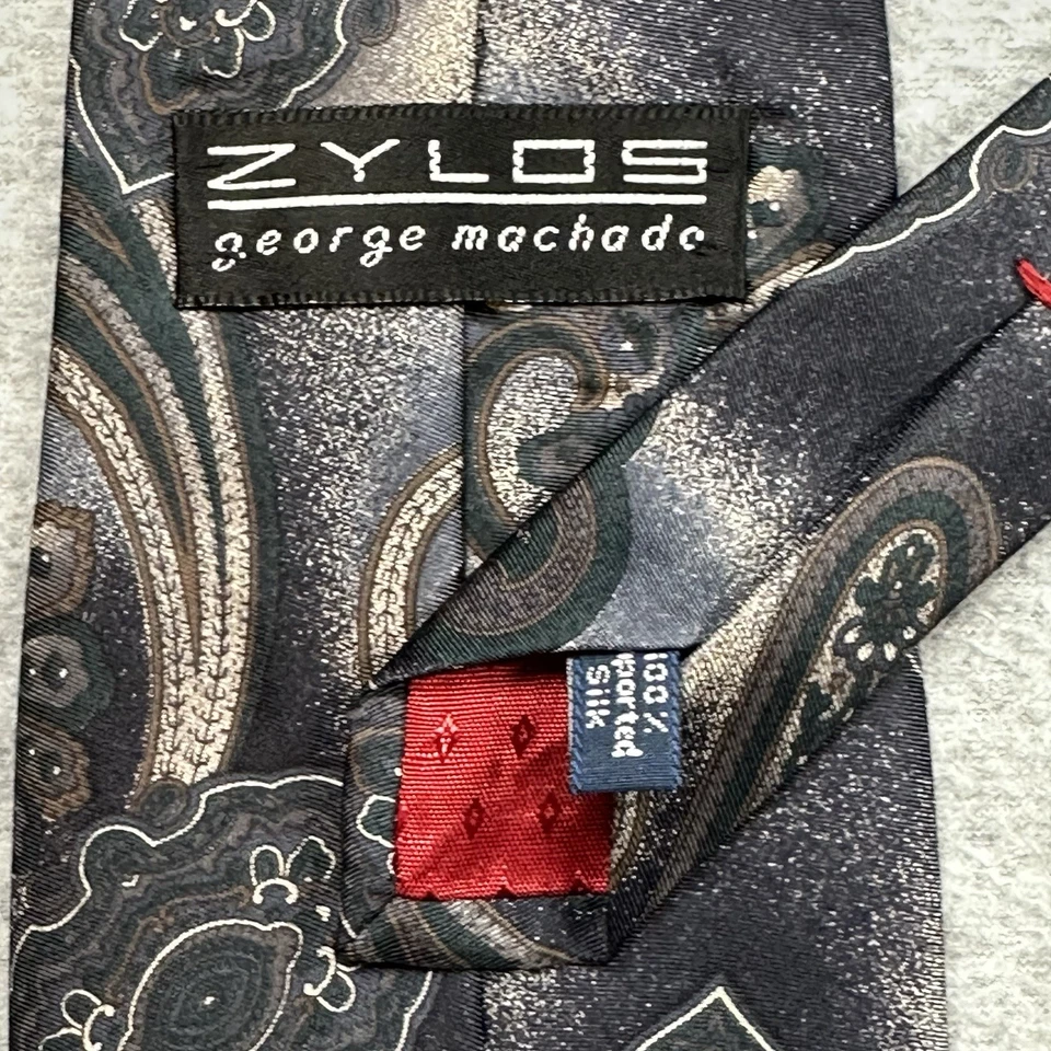 Gravata vintage Zylos por George Machado 100% seda italiana paisley/abstrata cinza EUA - Imagem 3 de 4