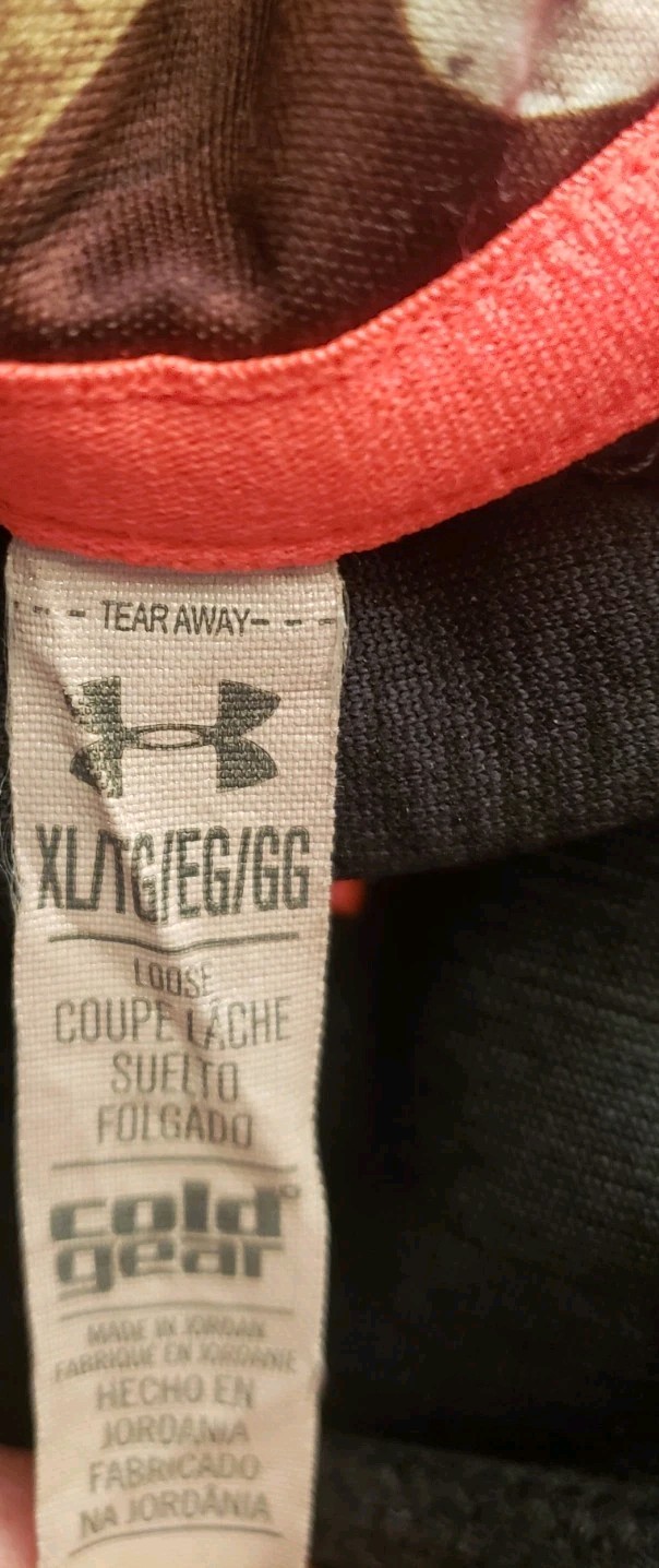 Under Armour Cold Gear Realtree Women's Pink Camo Hoodie. Size: XLG thumbnail 7