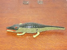 Vintage Tin Wind Up Alligator