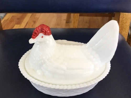 Westmoreland White Milk Glass Hen On Nest Covered Dish with Red Comb Vintage