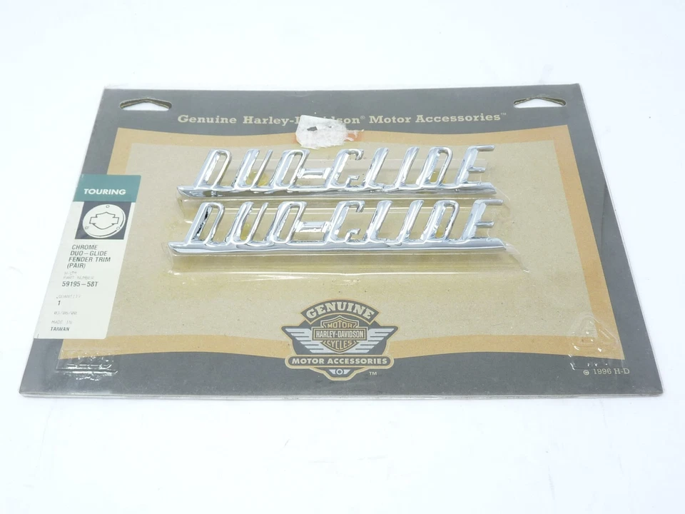 TWO GENUINE HARLEY DAVIDSON DUO-GLIDE FRONT FENDER EMBLEMS 14142-86A NICE - Изображение 4 из 4