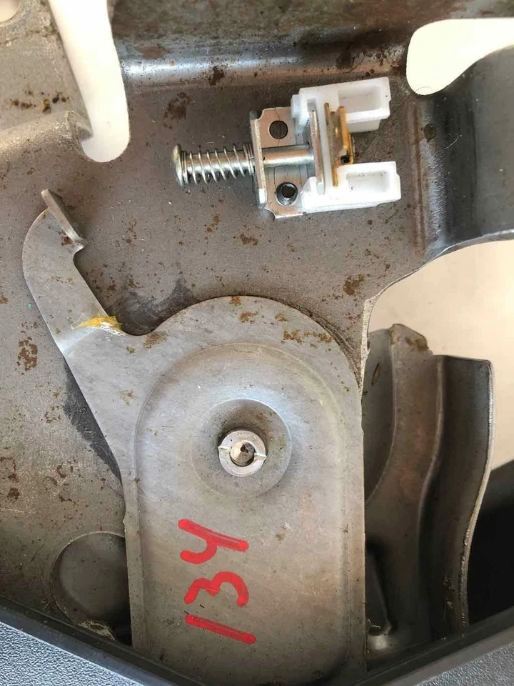 Оригинальный ручной тормоз для аварийной парковки 2017 FORD FIESTA с ручкой в сборе для салона - Изображение 4 из 4