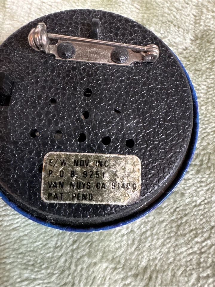 Duke Blue Devil Button w/Lights E/W Nov Inc 1984 NCAA Basketball - Image 3 of 4