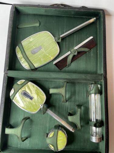 Celluloid Train Travel Vanity Set Green Mid Century Brush Comb Mirror Jars Case - Afbeelding 1 van 24