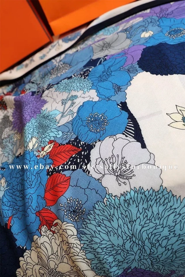 Sallys Cashmere & Silk Wrap Scarf Horses Print 2 Face Triangle Shawl 200* 95cm - Image 3 of 4