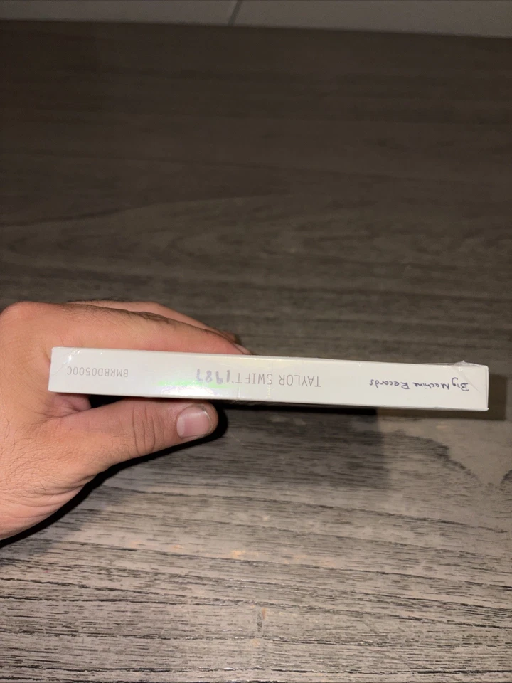 Taylor Swift, 1989, CD, Sealed Brand New with slipcover - Image 4 of 4