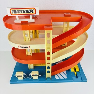 Matchbox Garage Motorway MG-6 Superfast Spielzeug Parkhaus Vintage 1970er in OVP