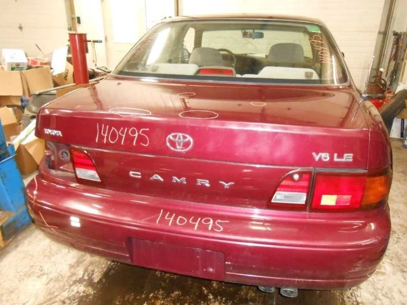 (LOCAL PICKUP ONLY) Trunk/Hatch/Tailgate Coupe Without Spoiler Fits 95-96 CAMRY  - Image 4 of 4