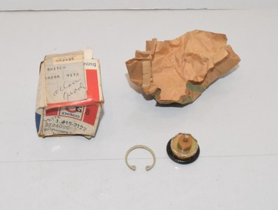 #ad GM 2724020 OEM Delco 15 2122 Compressor Pressure Switch Kit NOS B10 66 $12.95
