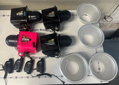 Lot (4) Paul Buff Alien Bees B1600 B400 640WS Studio Pro PhotoFlash w/Soft Case