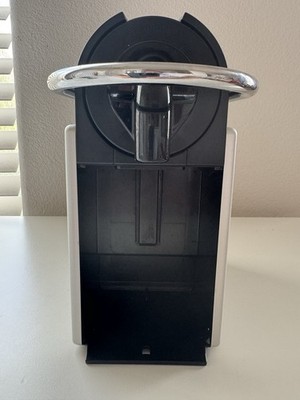DeLonghi Nespresso EN124S Espresso Machine Base Only   Tested Works