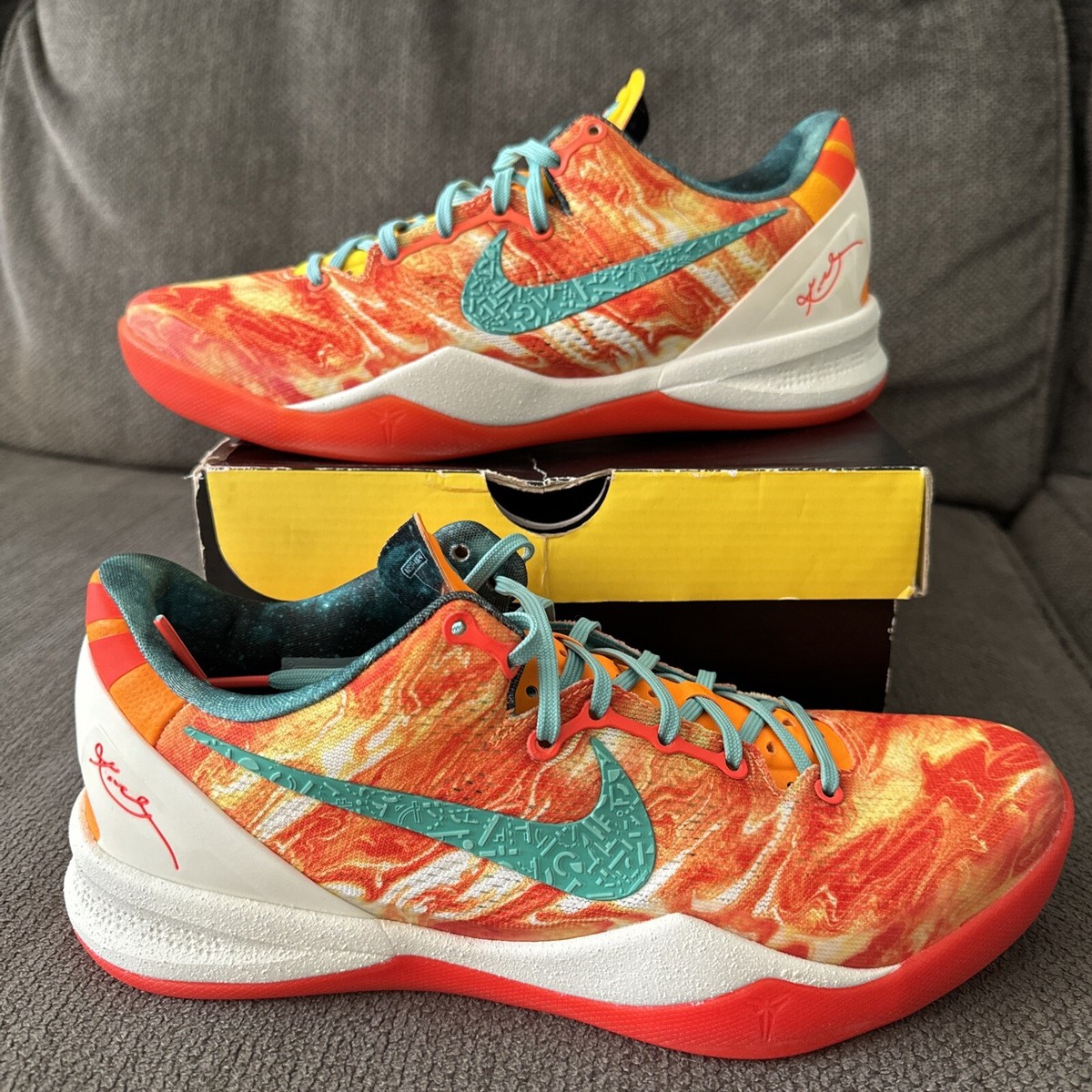 Nike Kobe 8+ All Star - Extraterrestrial. 587553-800  display picture 3