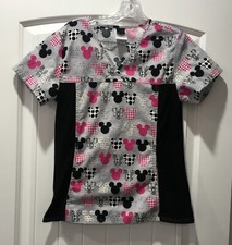 DISNEY WOMAN SCRUB TOP - SHORT SLEEVE - V NECK - MICKEY MOUSE PRINT - SMALL