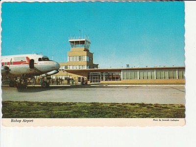 FLUGHAFEN-AK..., Bishop Airport, Flint, USA, Gebäude,  Propellerflugz.....col AK
