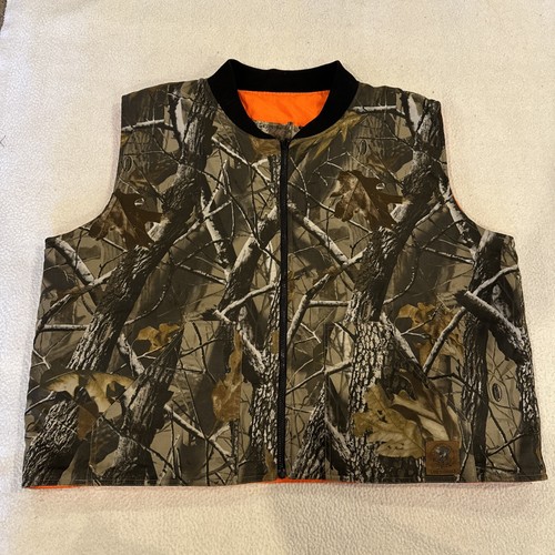 Hunting Camouflage Reversible North American Hunting Club Member Real Tree Vest - Picture 1 of 15