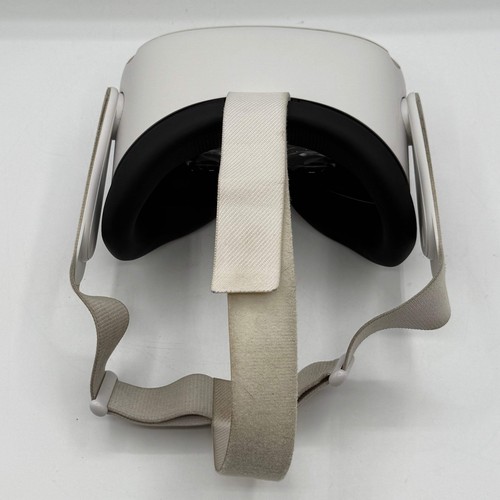 Meta Quest 2 128GB Standalone All-in-One VR Headset KW49CM - Picture 6 of 9