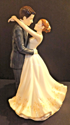 Royal Doulton Occasions Forever Figurine Cake Topper HN 5647 Box only scuffed