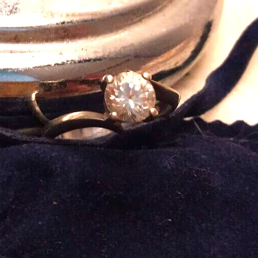 ANELLO solitario zircone bianco taglio brillante argento 925 usato mis 11 - Immagine 2 di 4