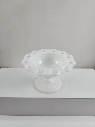 Vintage Anchor Hocking Old Colony Lace Edge Milk Glass Pedestal Candy Dish 3"