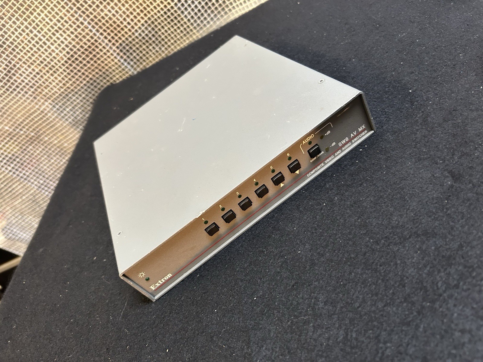Extron SW 6 AV MX 6 Input Composite Video Switcher NTSC, PAL,SECAM + Audio