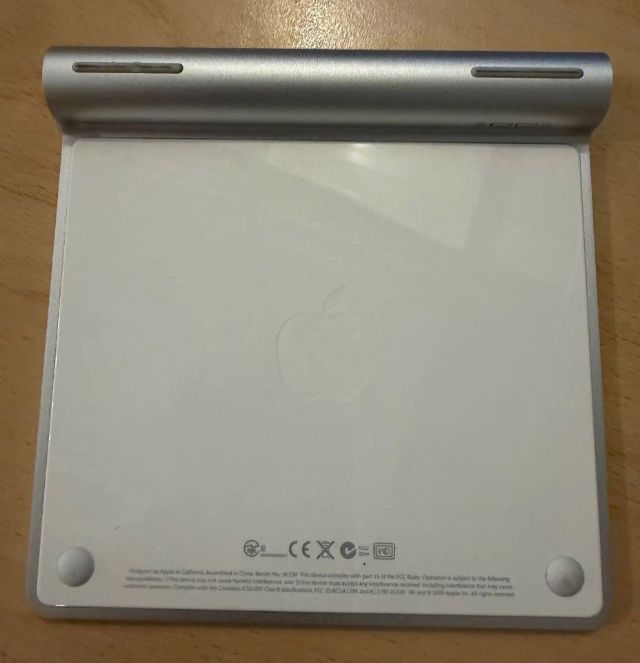 Apple Magic Trackpad Modell A1339 für Mac Aluminium Trackpad, kabellos TOP - Bild 2 von 2