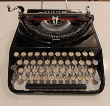 OLIVETTI ICO MP1 TYPEWRITER. MADE IN ITALY 1935. PICA FONT. SPANISH LAYOUT thumbnail