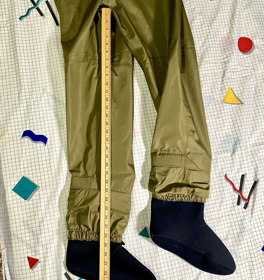 LL Bean Fishing Waders Men's Medium Black Foot Inserts Poly Shell Free